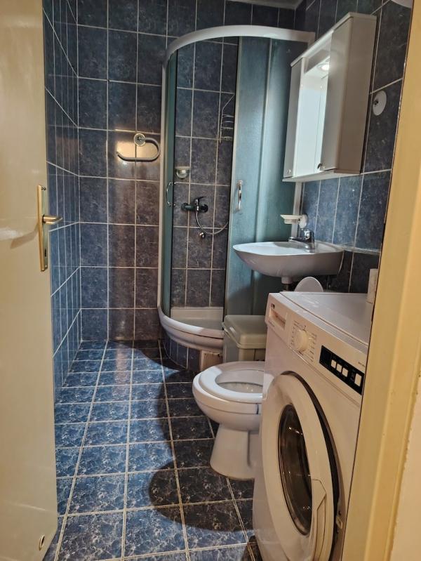 Stan na prodaju u Beogradu, Novi Beograd blok 62, jednoiposoban, 45m2, cena 149000 evra