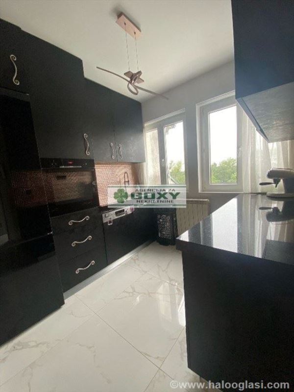 Stan na prodaju u Beogradu, Dedinje, cetvorosoban, 107m2, cena 315000 evra