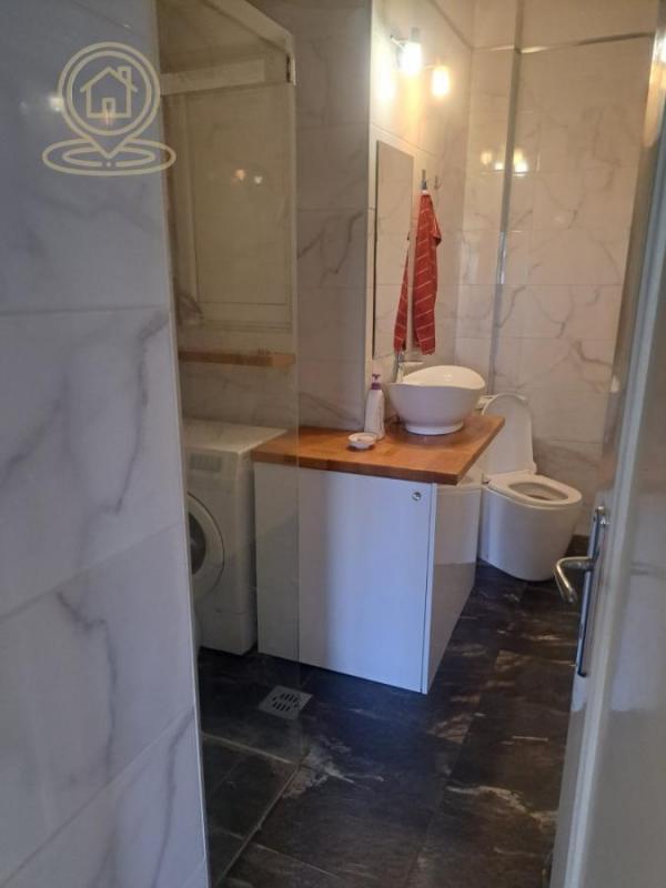 Stan na prodaju u Beogradu, Slavija, dvosoban, 75m2, cena 285000 evra