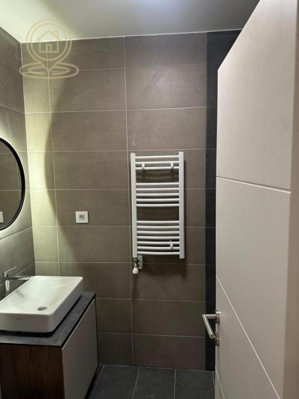 Stan na prodaju u Beogradu, Crveni Krst, dvoiposoban, 62m2, cena 275000 evra