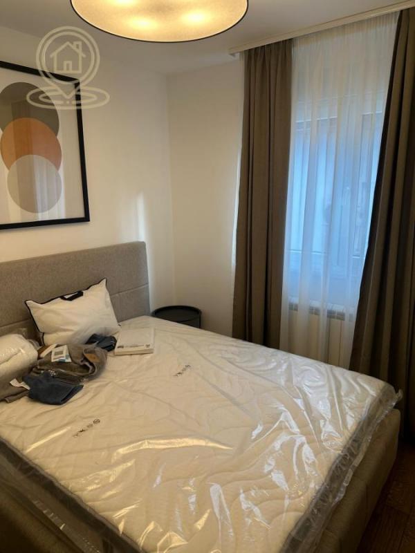 Stan na prodaju u Beogradu, Crveni Krst, dvoiposoban, 62m2, cena 275000 evra