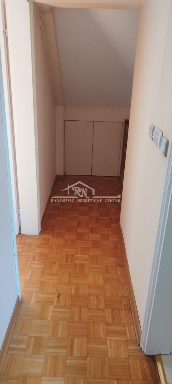 Stan na prodaju u Beogradu, Novi Beograd, jednoiposoban, 46m2, cena 115000 evra
