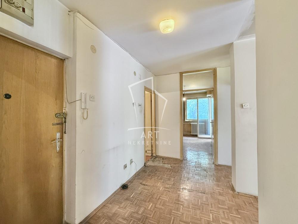 Stan na prodaju u Beogradu, Stari grad, dvosoban, 64m2, cena 309000 evra