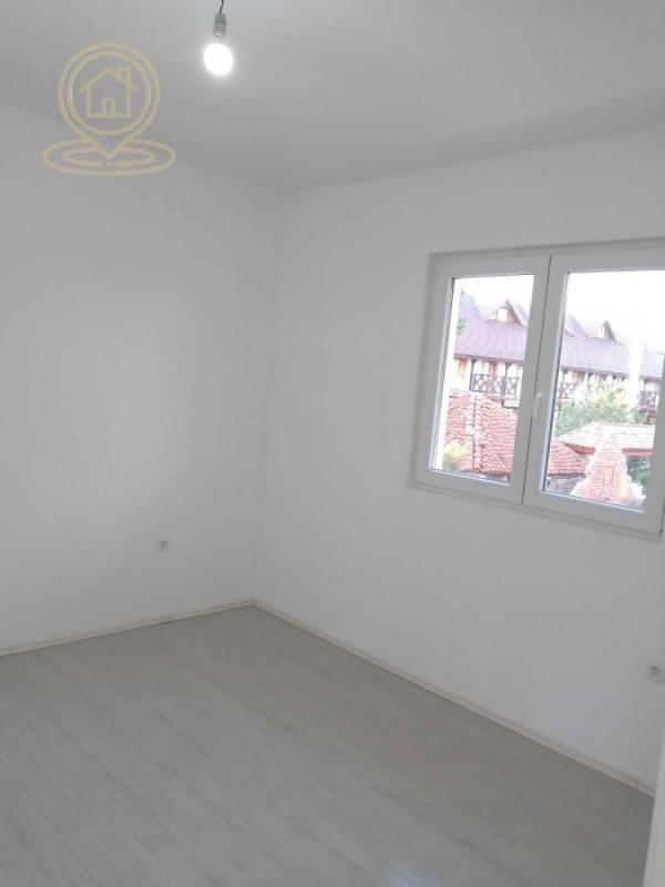 Stan na prodaju u Beogradu, Borča, dvosoban, 60m2, cena 98000 evra