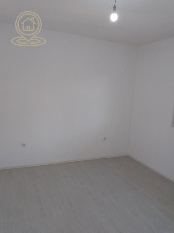 Stan na prodaju u Beogradu, Borča, dvosoban, 60m2, cena 98000 evra