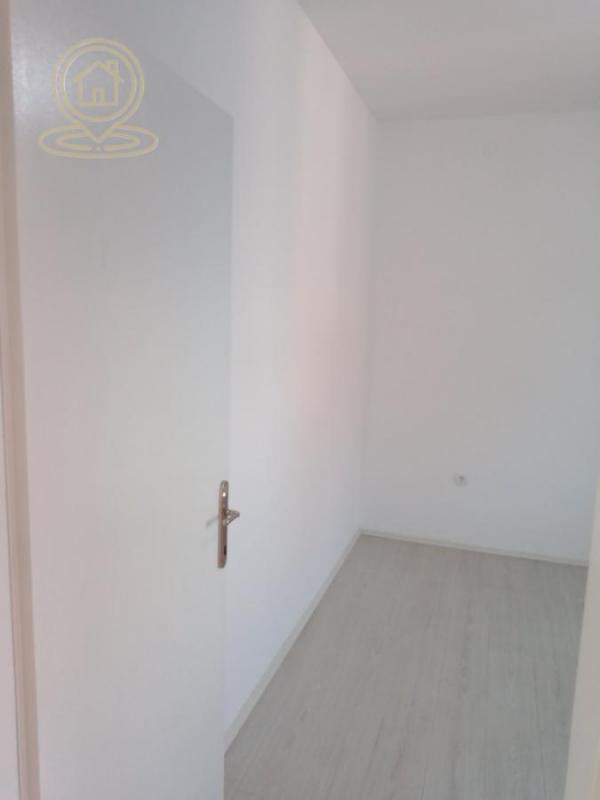 Stan na prodaju u Beogradu, Borča, dvosoban, 60m2, cena 98000 evra