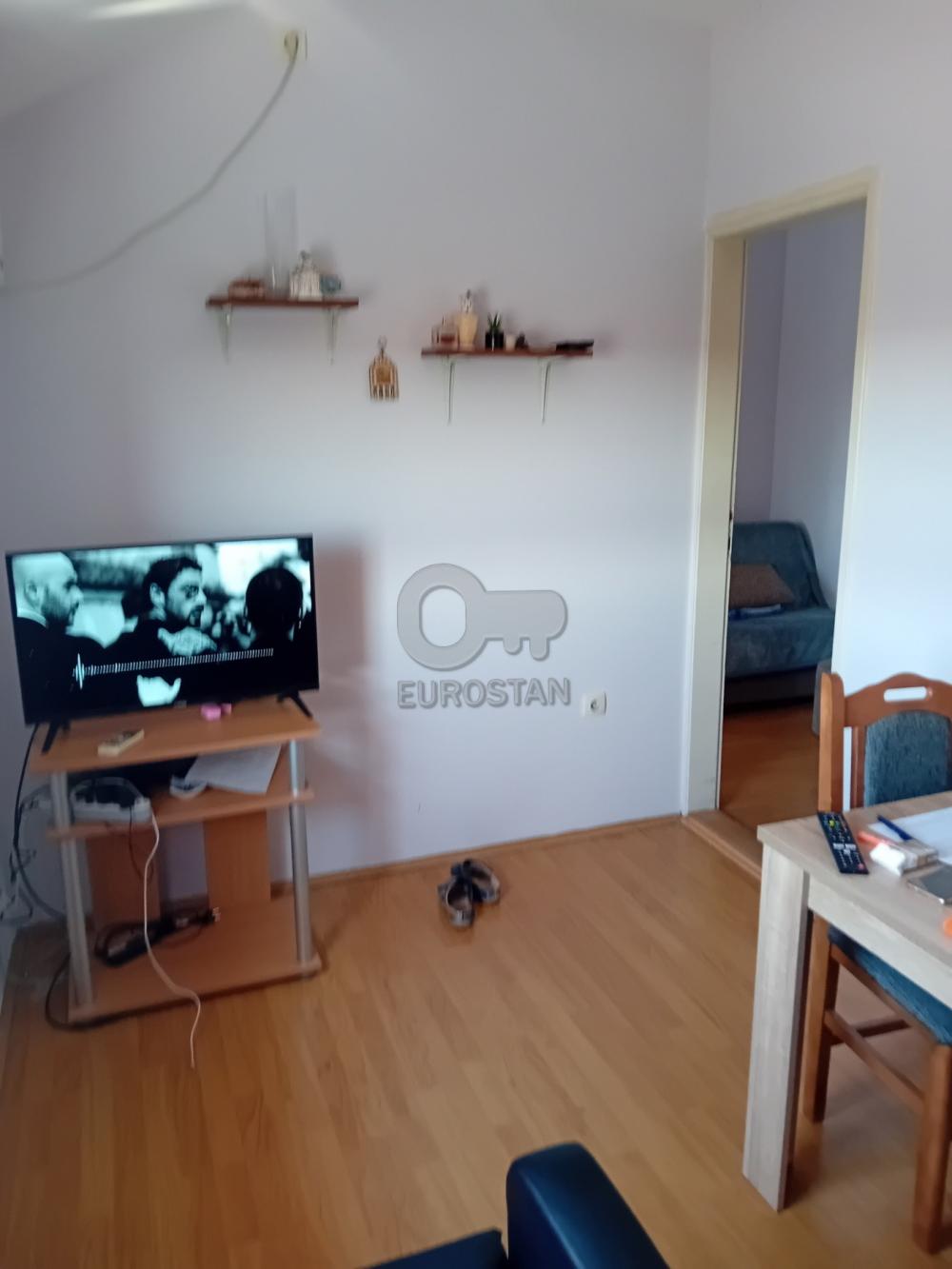 Stan na prodaju u Beogradu, Borča, jednosoban, 24m2, cena 61000 evra