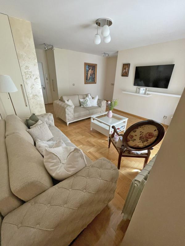 Stan na prodaju u Beogradu, Pašino brdo, trosoban, 80m2, cena 304000 evra