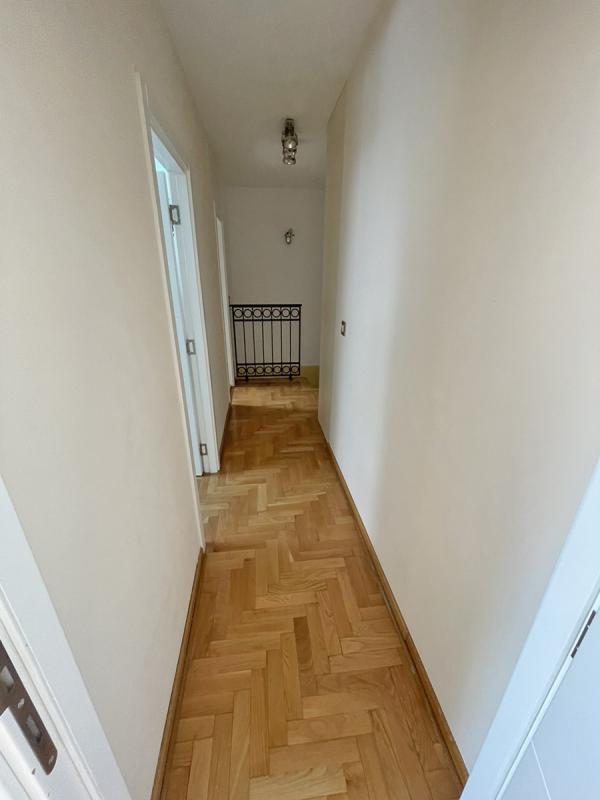 Stan na prodaju u Beogradu, Pašino brdo, trosoban, 80m2, cena 304000 evra