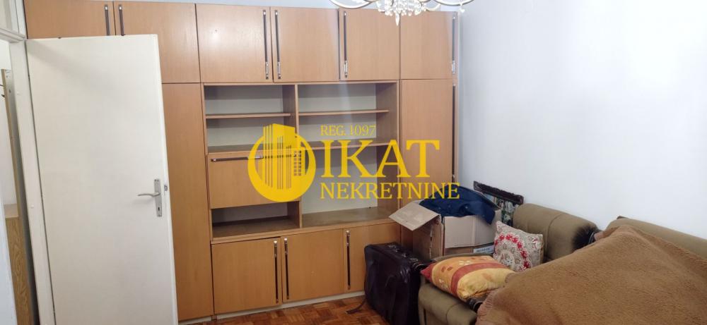 Stan na prodaju u Beogradu, Banjica, jednoiposoban, 38m2, cena 120000 evra