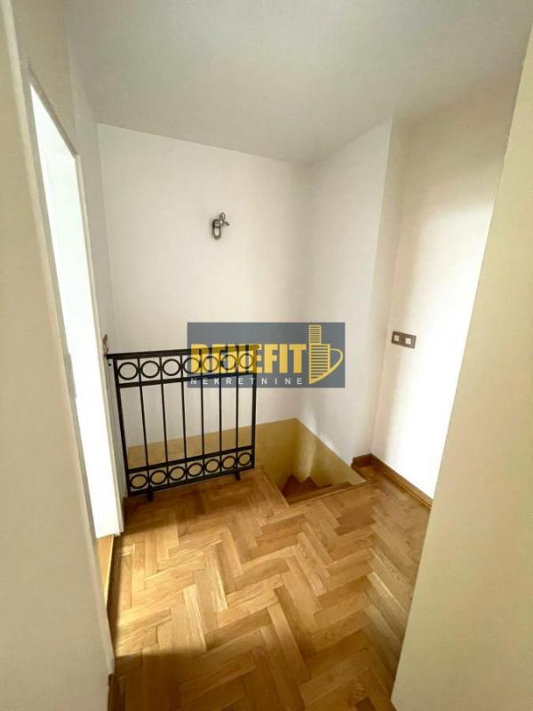 Stan na prodaju u Beogradu, Pašino brdo, trosoban, 80m2, cena 304000 evra