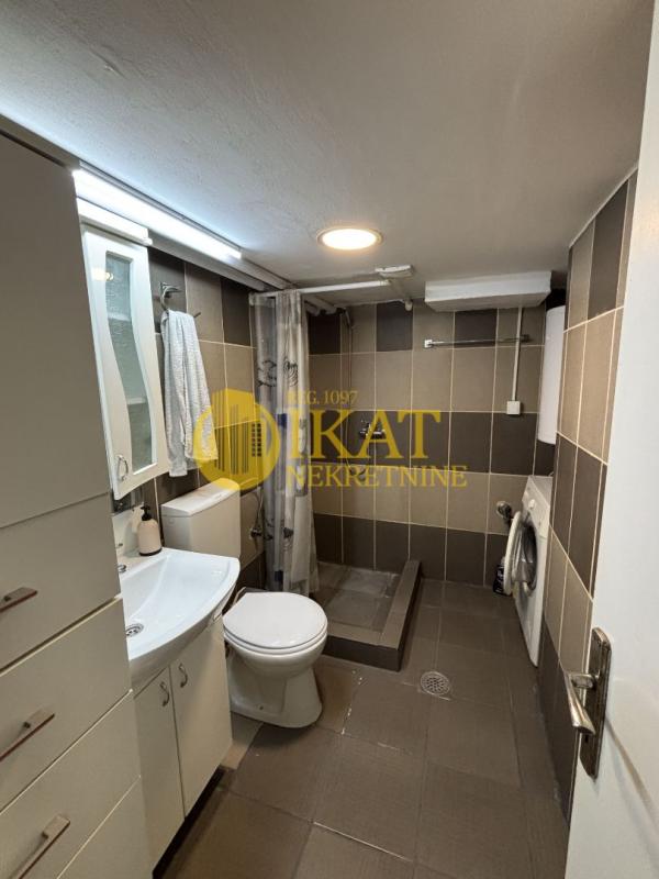 Stan na prodaju u Beogradu, Savski venac, dvosoban, 43m2, cena 118000 evra