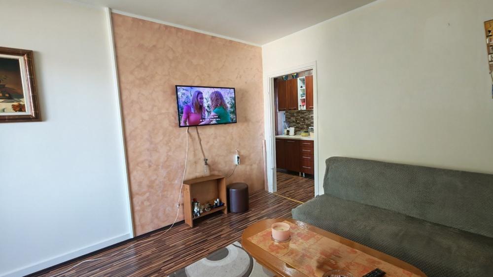 Stan na prodaju u Beogradu, Borča, jednoiposoban, 40m2, cena 80000 evra