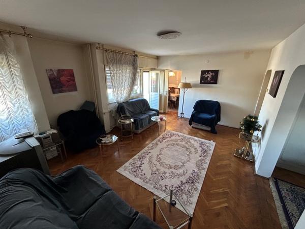 Stan na prodaju u Beogradu, Tašmajdan, cetvorosoban, 90m2, cena 297000 evra