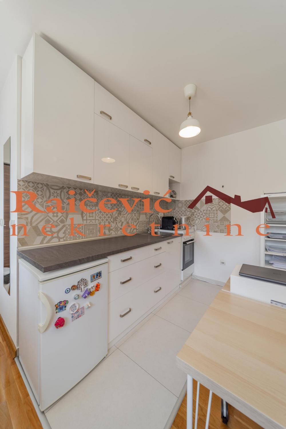 Stan na prodaju u Beogradu, Zemun, jednosoban, 26m2, cena 99900 evra