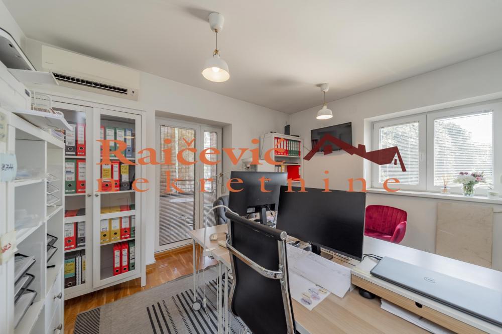 Stan na prodaju u Beogradu, Zemun, jednosoban, 26m2, cena 99900 evra