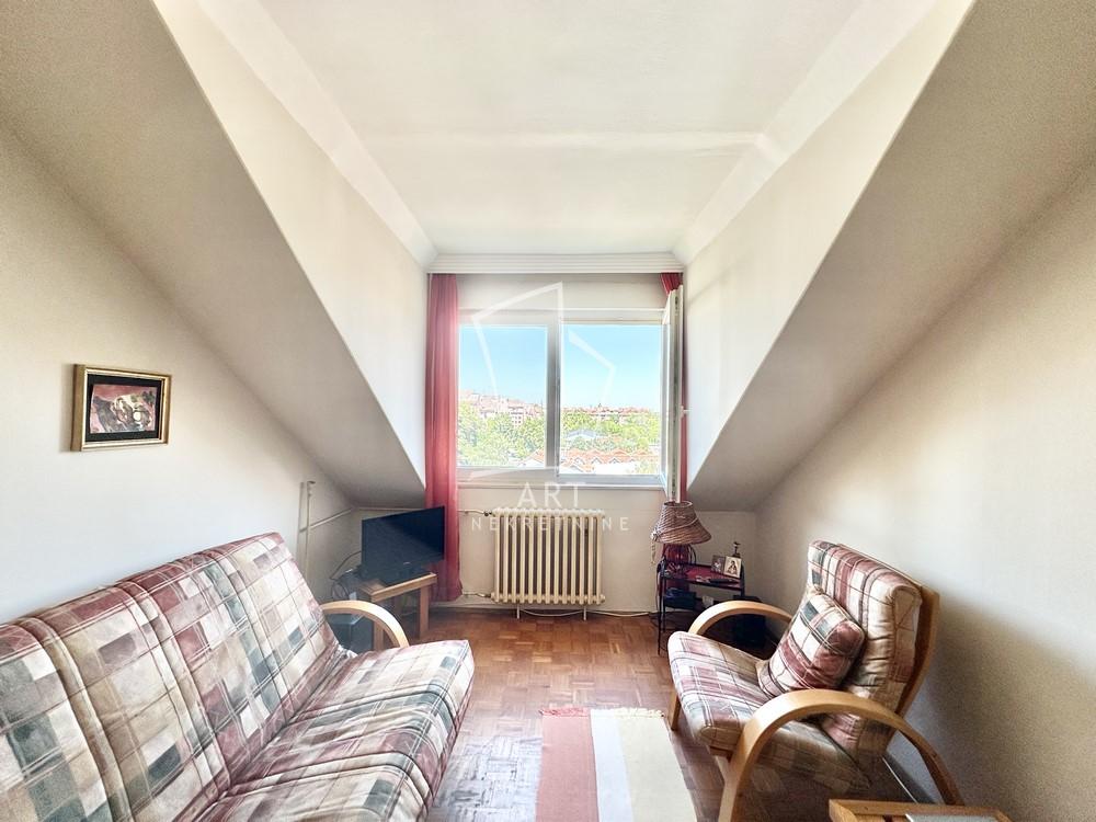 Stan na prodaju u Beogradu, Novi Beograd, troiposoban, 63m2, cena 187000 evra