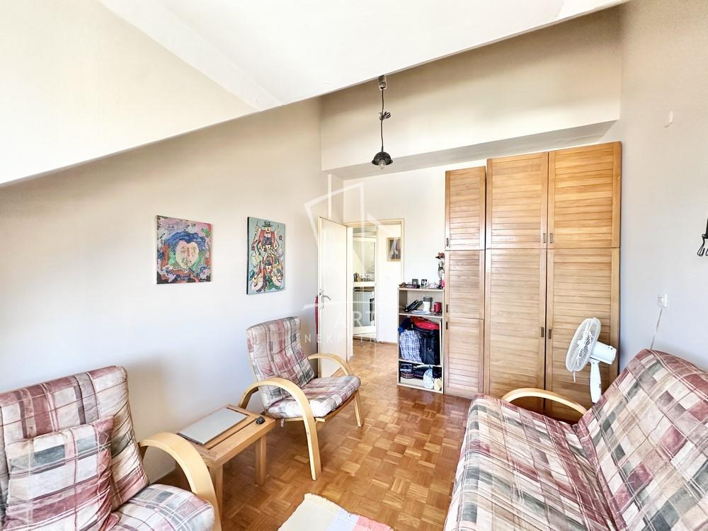 Stan na prodaju u Beogradu, Novi Beograd, troiposoban, 63m2, cena 187000 evra