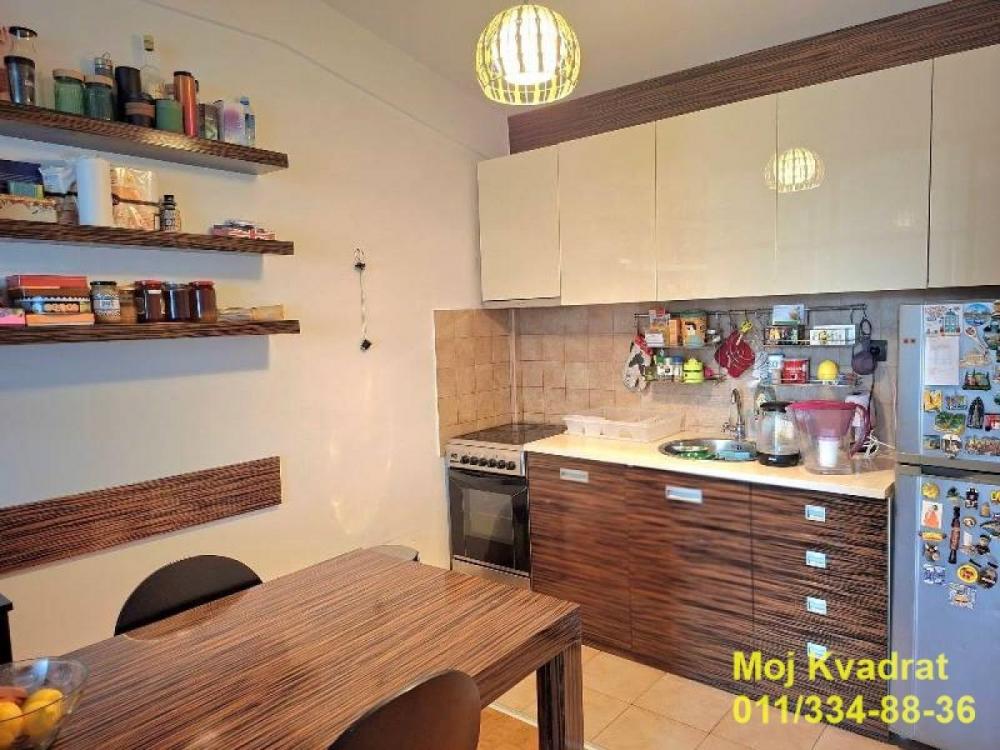 Stan na prodaju u Beogradu, Zvezdara, dvosoban, 54m2, cena 140400 evra