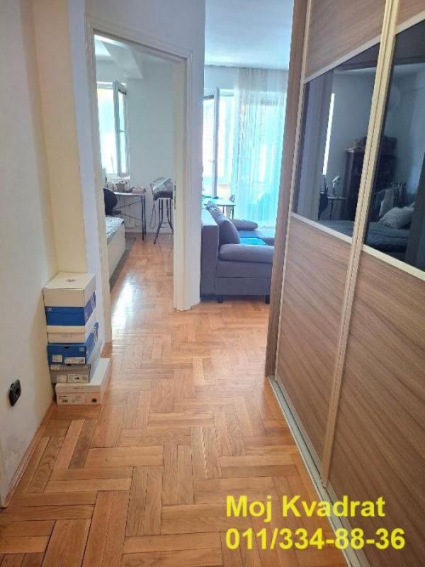 Stan na prodaju u Beogradu, Zvezdara, dvosoban, 54m2, cena 140400 evra