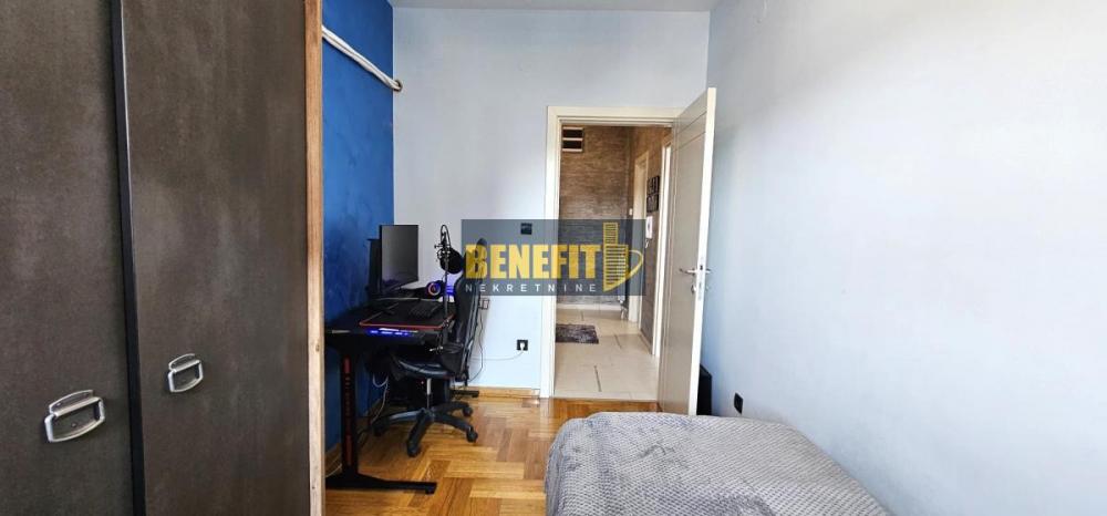 Stan na prodaju u Beogradu, Trošarina, cetvorosoban, 90m2, cena 360000 evra