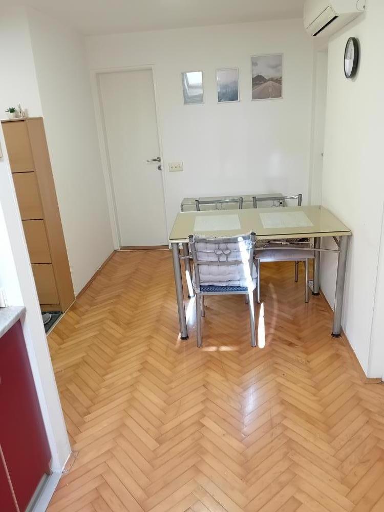 Stan na prodaju u Beogradu, Žarkovo, dvoiposoban, 49m2, cena 93000 evra