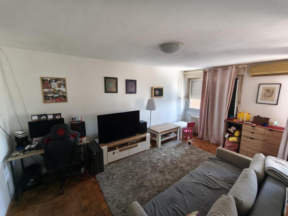 Stan na prodaju u Beogradu, Banjica, 96m2, cena 240000 evra