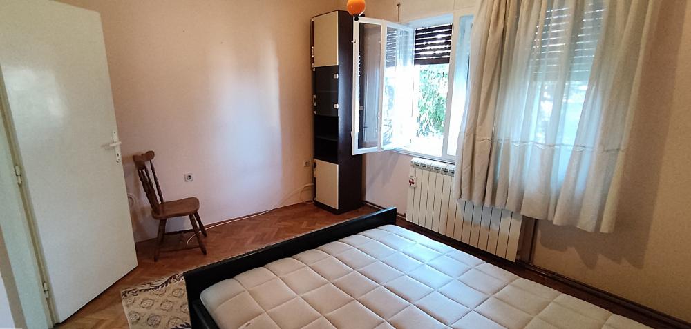 Stan na prodaju u Beogradu, trosoban, 83m2, cena 195000 evra