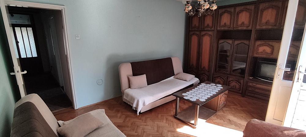 Stan na prodaju u Beogradu, trosoban, 83m2, cena 195000 evra