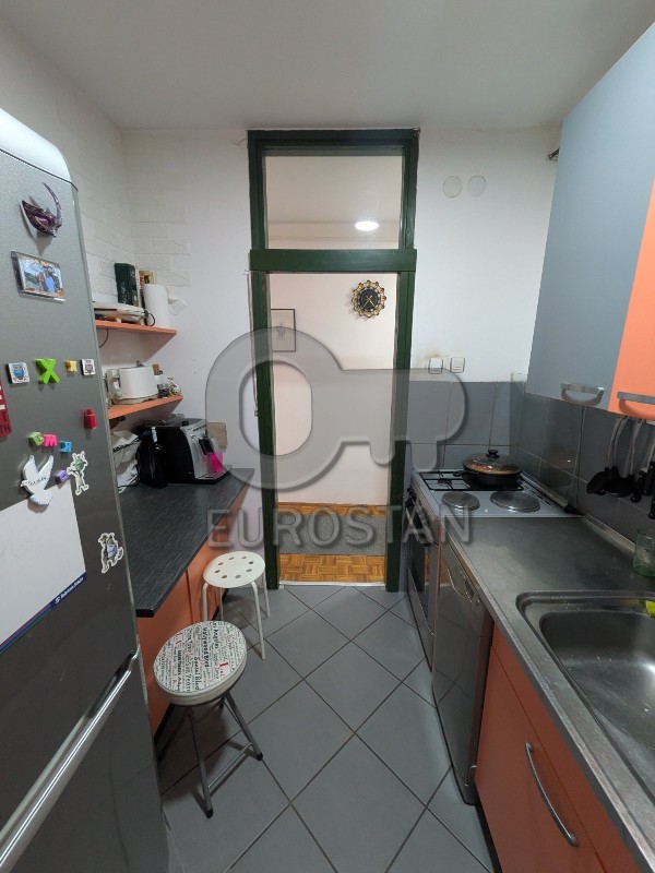 Stan na prodaju u Beogradu, Rakovica, troiposoban, 90m2, cena 240000 evra