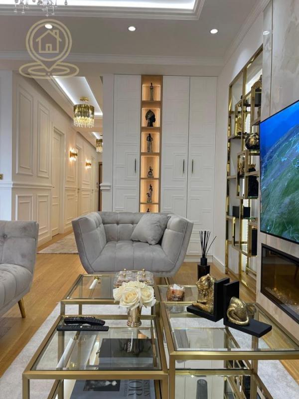 Stan na prodaju u Beogradu, Dedinje, cetvorosoban, 175m2, cena 950000 evra