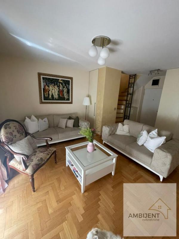 Stan na prodaju u Beogradu, Voždovac, trosoban, 80m2, cena 304000 evra