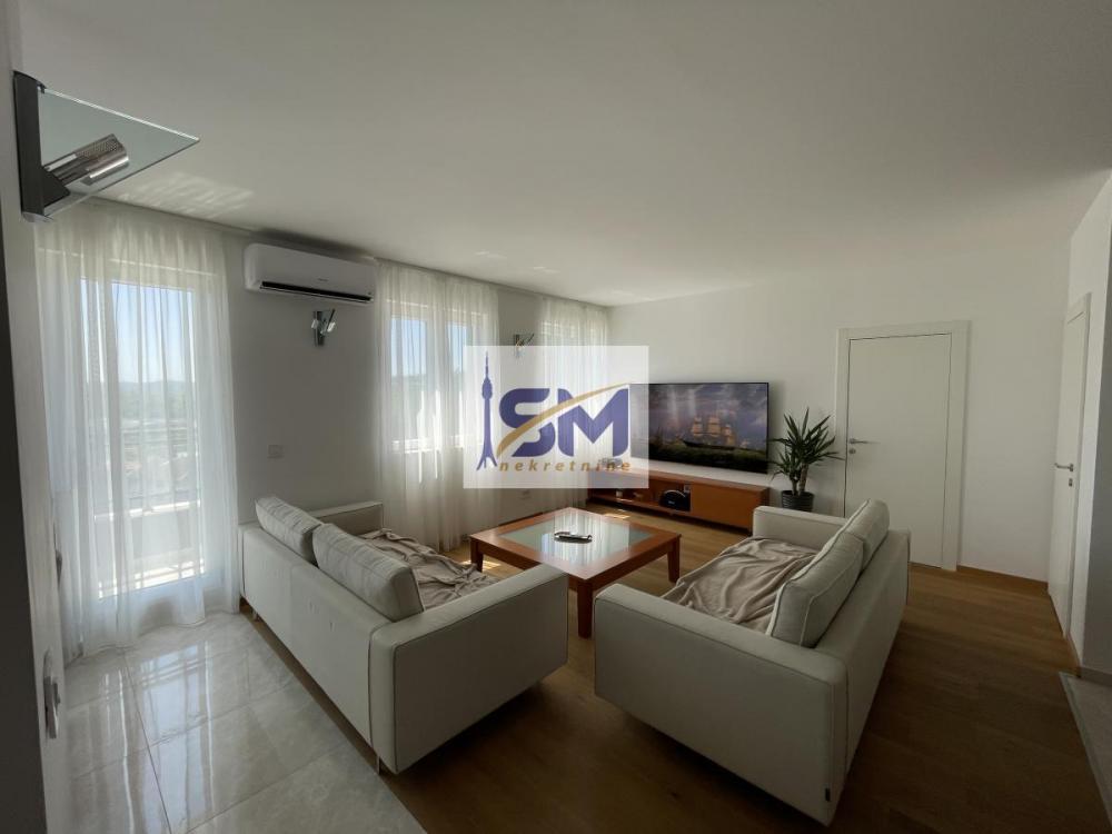 Stan na prodaju u Beogradu, Vidikovac, trosoban, 100m2, cena 153000 evra