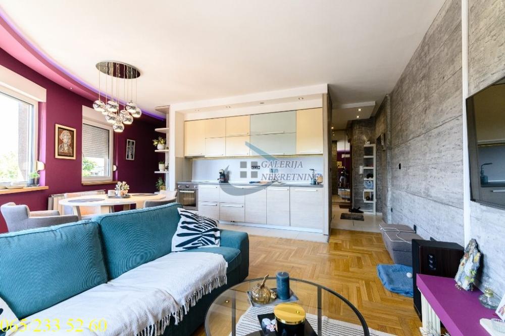 Stan na prodaju u Beogradu, Voždovac, cetvorosoban, 90m2, cena 360000 evra