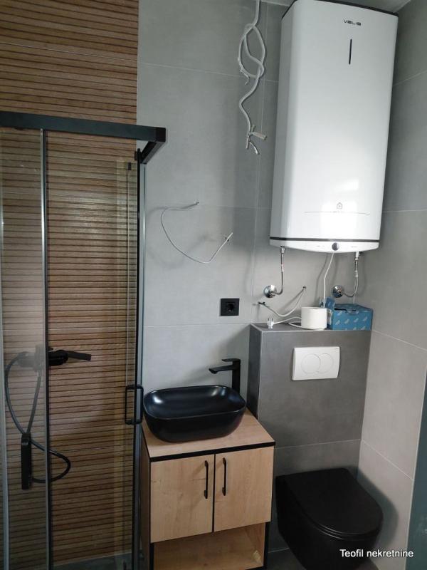 Stan na prodaju u Beogradu, Zemun, jednoiposoban, 43m2, cena 125000 evra