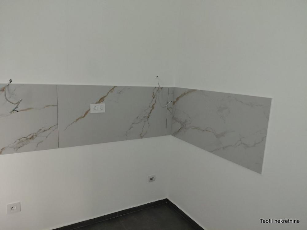 Stan na prodaju u Beogradu, Zemun, jednoiposoban, 43m2, cena 125000 evra