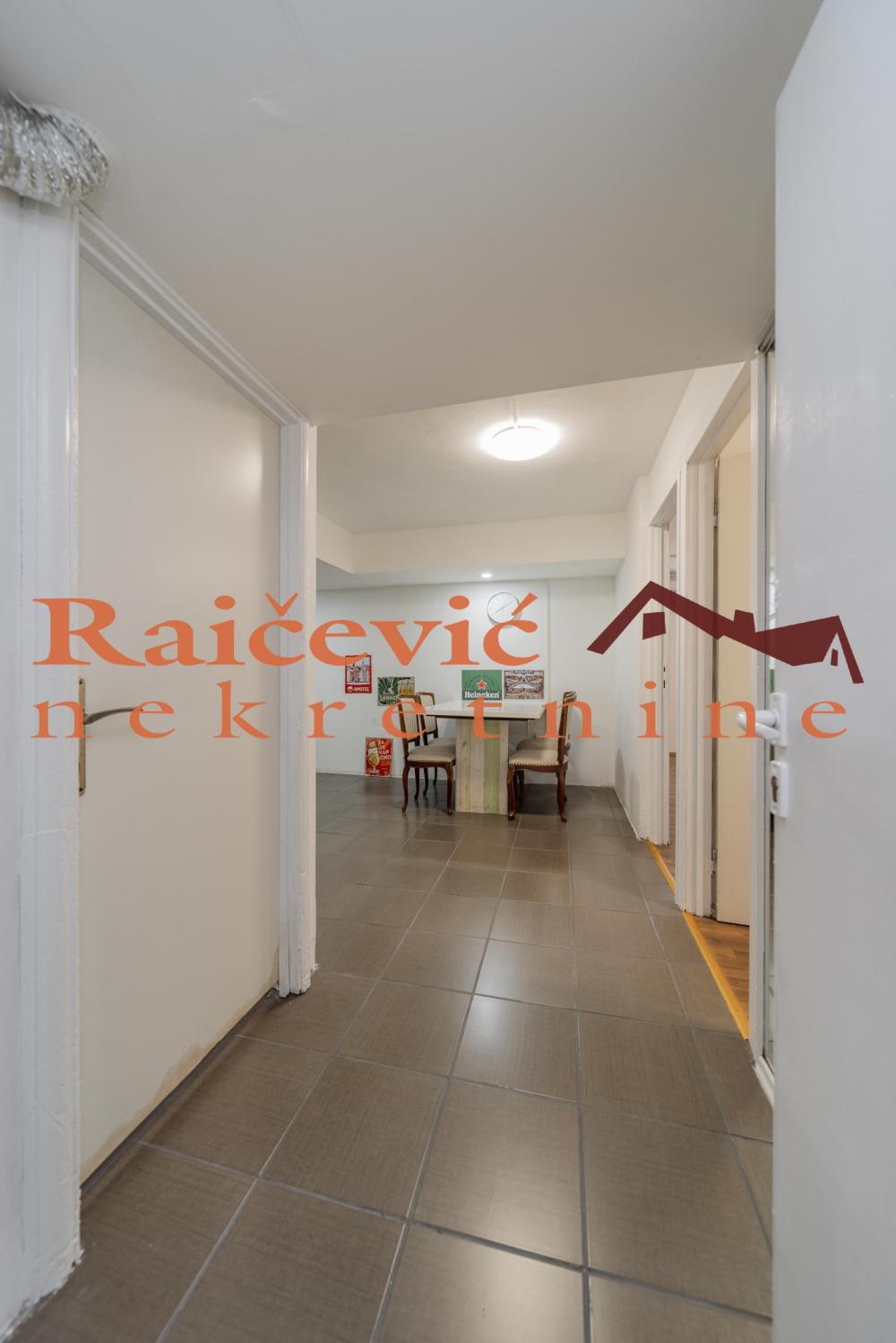 Stan na prodaju u Beogradu, Beograd (centar), dvoiposoban, 43m2, cena 118000 evra