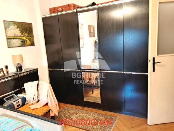 Stan na prodaju u Beogradu, Đeram pijaca, dvoiposoban, 58m2, cena 195000 evra