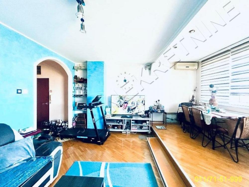 Stan na prodaju u Beogradu, Braće Jerković, cetvorosoban, 102m2, cena 245000 evra