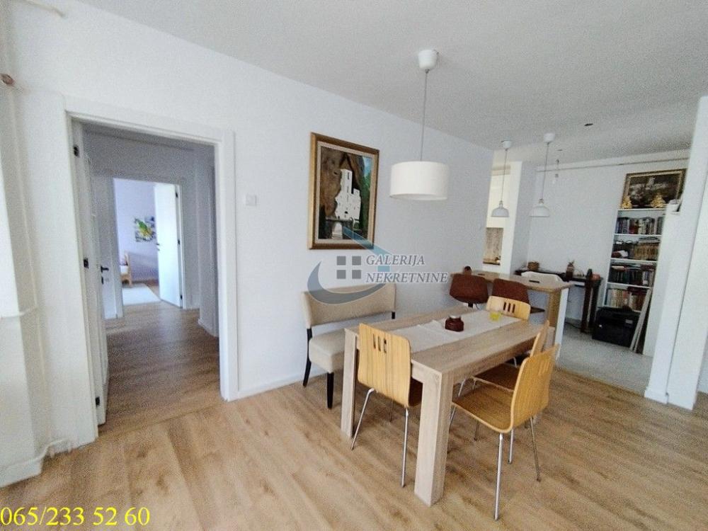 Stan na prodaju u Beogradu, Rakovica, cetvorosoban, 95m2, cena 239000 evra