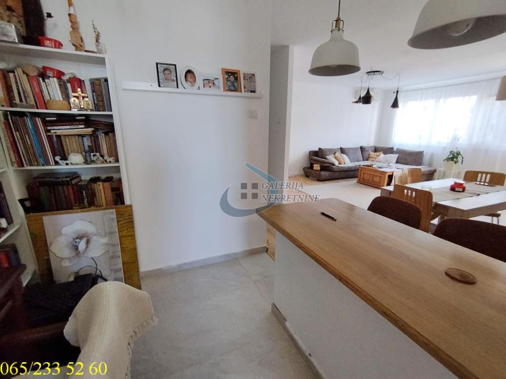 Stan na prodaju u Beogradu, Rakovica, cetvorosoban, 95m2, cena 239000 evra