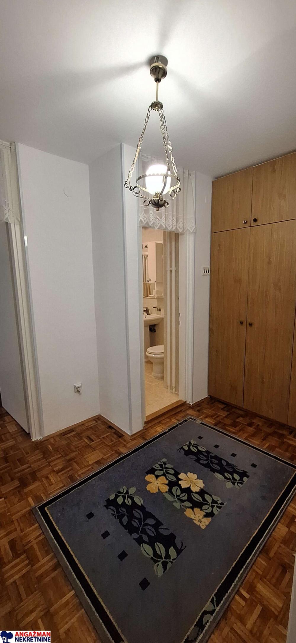 Stan na prodaju u Beogradu, Zemun, dvosoban, 53m2, cena 112000 evra