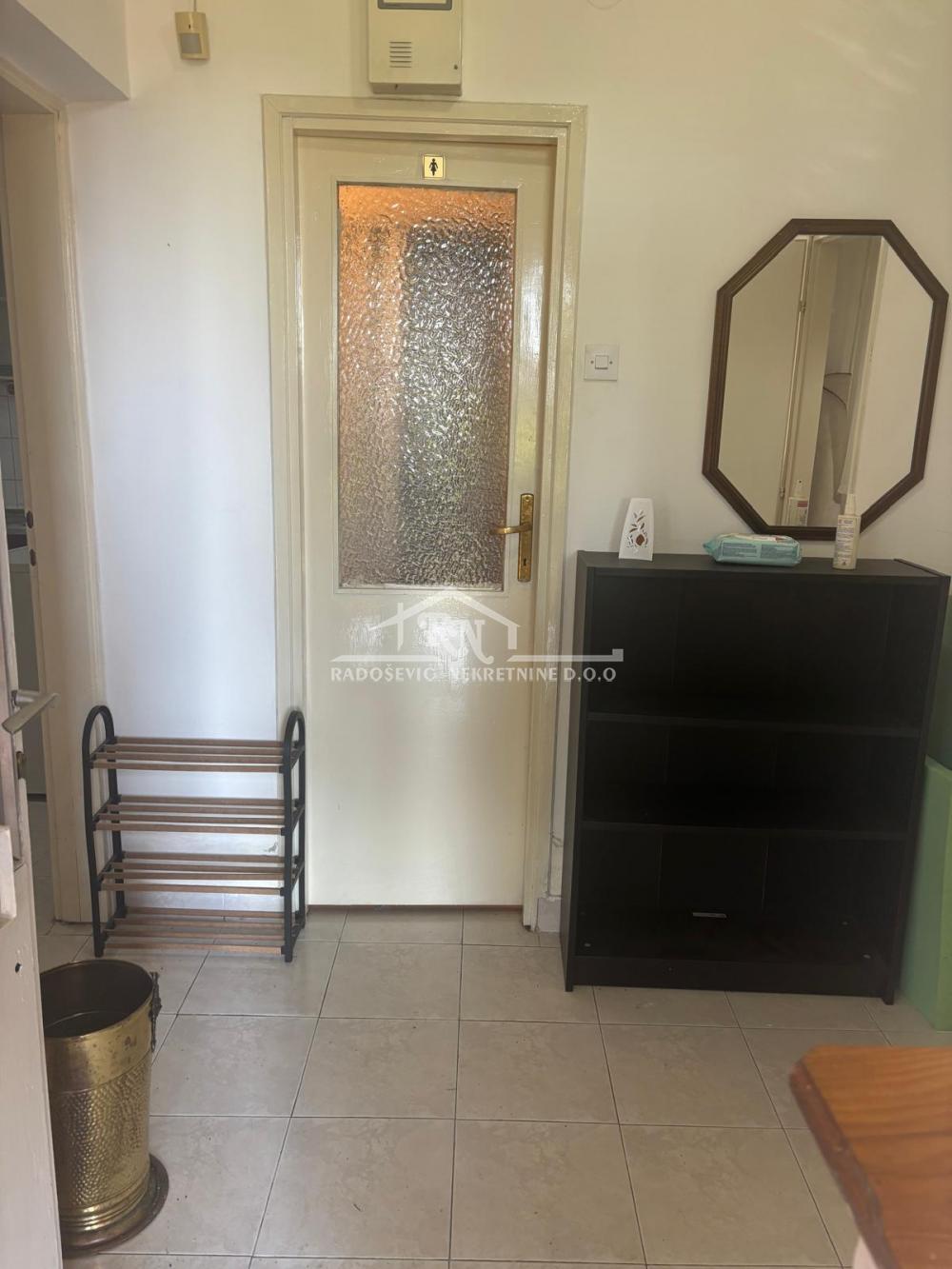 Stan na prodaju u Beogradu, Rakovica, jednosoban, 34m2, cena 75000 evra