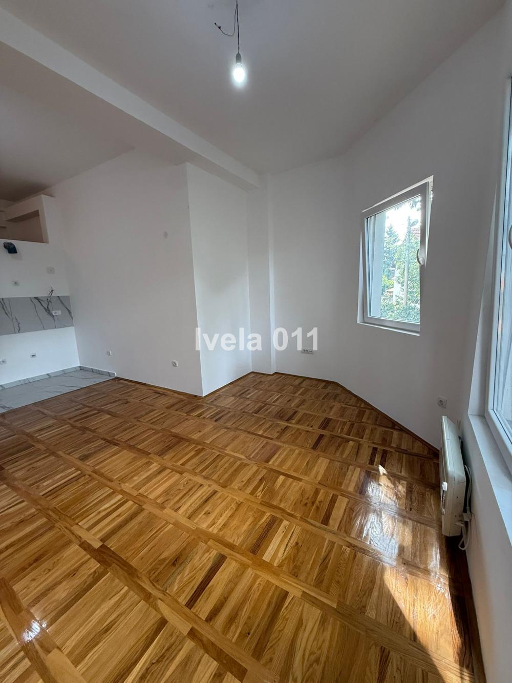 Stan na prodaju u Beogradu, Kumodraž, 30m2, cena 72000 evra