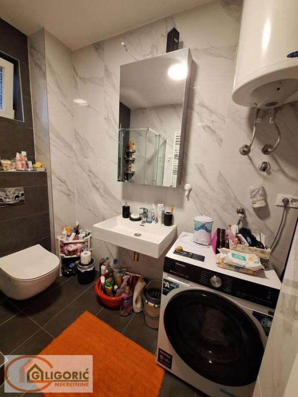 Stan na prodaju u Beogradu, Višnjička banja, dvosoban, 46m2, cena 144000 evra