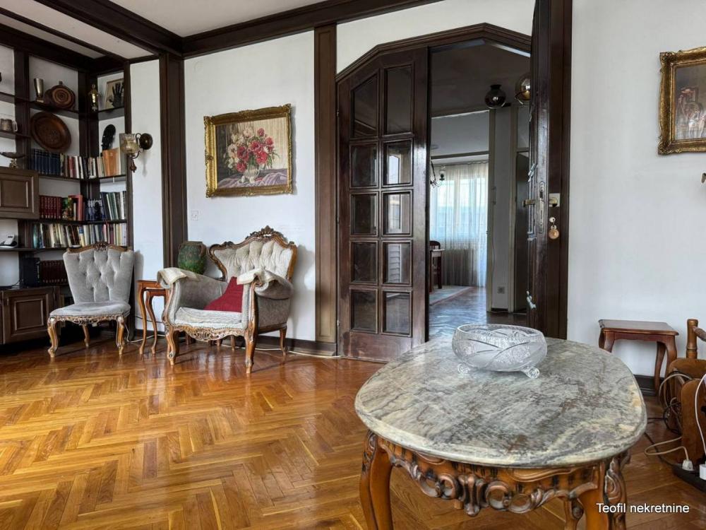 Stan na prodaju u Beogradu, Beograd (centar), cetvorosoban, 97m2, cena 550000 evra