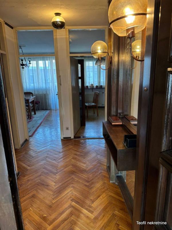 Stan na prodaju u Beogradu, Beograd (centar), cetvorosoban, 97m2, cena 550000 evra
