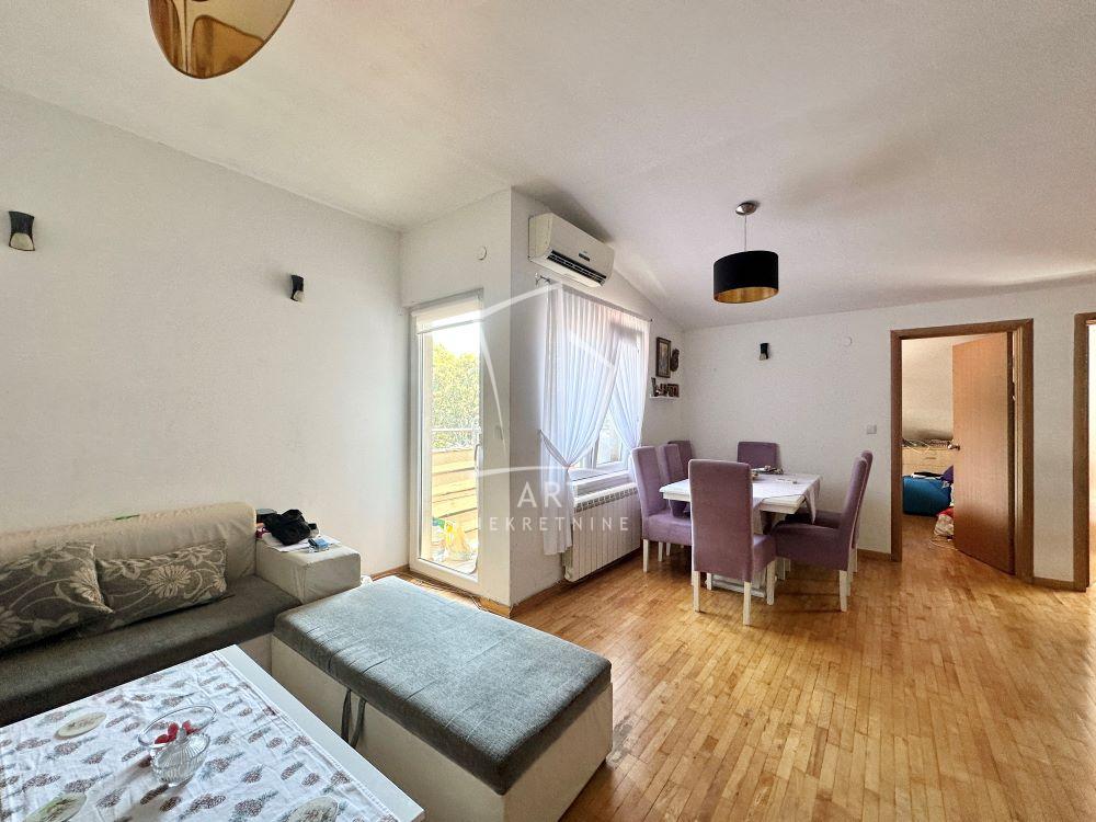 Stan na prodaju u Beogradu, Čukarica, dvoiposoban, 43m2, cena 110000 evra