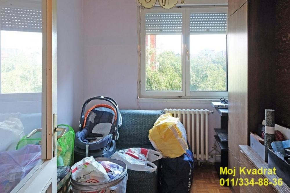 Stan na prodaju u Beogradu, Medaković 3, dvoiposoban, 59m2, cena 142000 evra