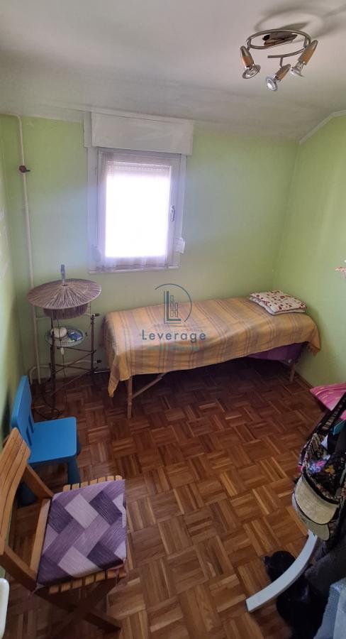Stan na prodaju u Beogradu, Novi Beograd blok 72, cetvorosoban, 88m2, cena 220000 evra